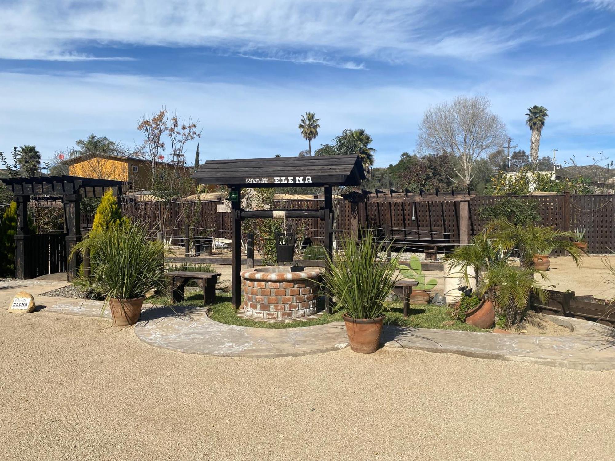 Hotel Estancita Elena Valle de Guadalupe Exterior foto